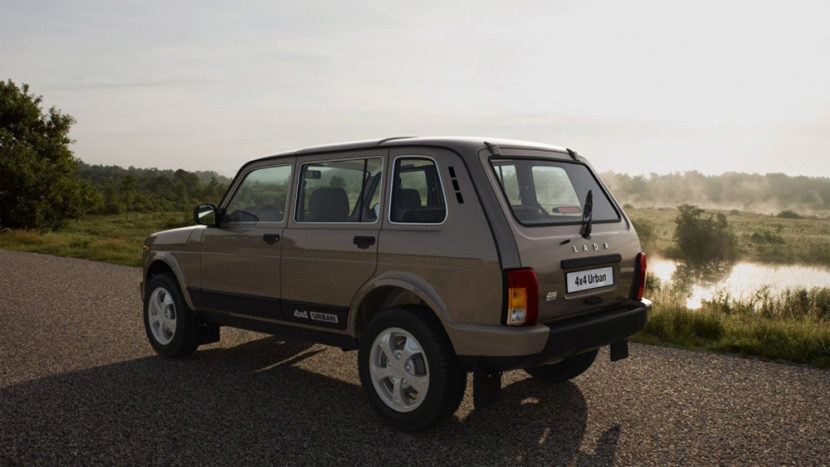 Lada Niva are motoare Euro 6 și e mai ieftină decât Dacia Duster